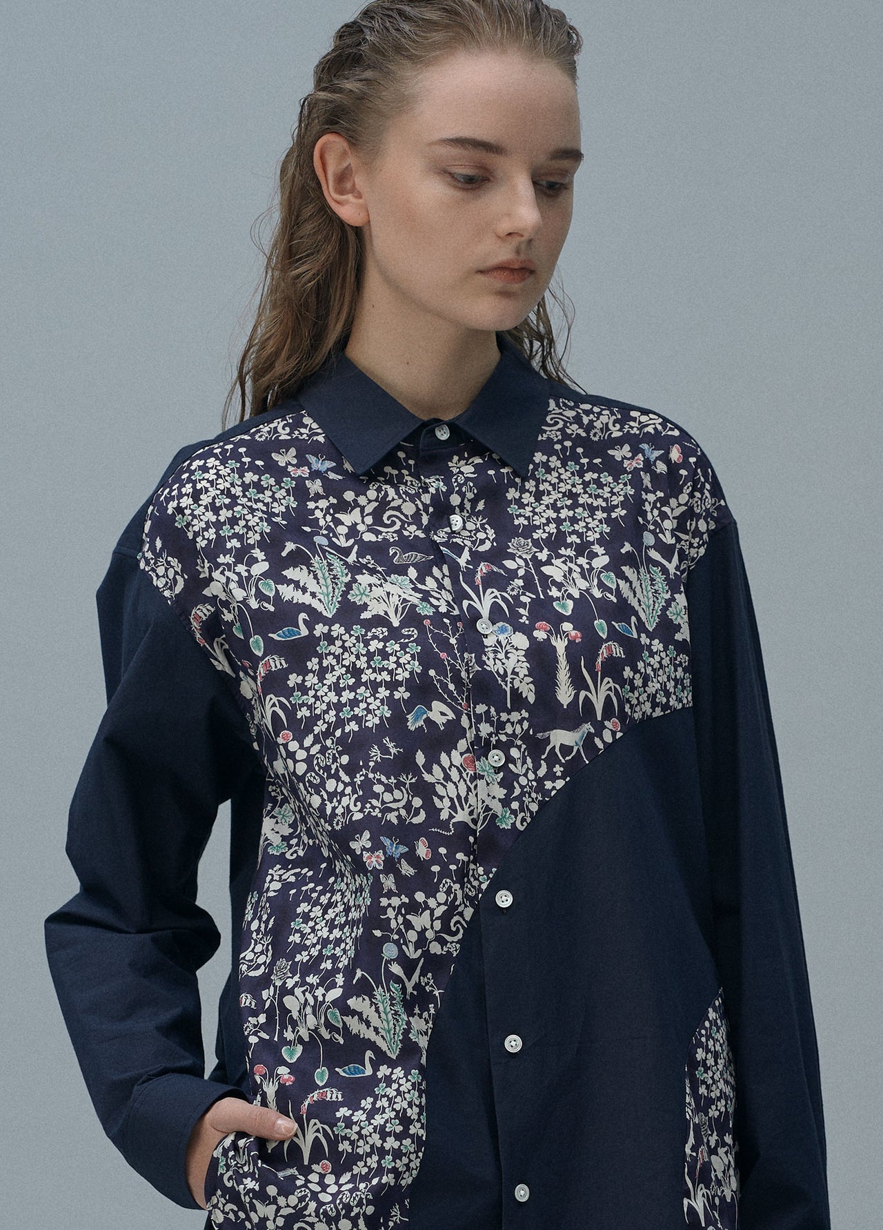 202404_WILDFLOWERS(NAVY)