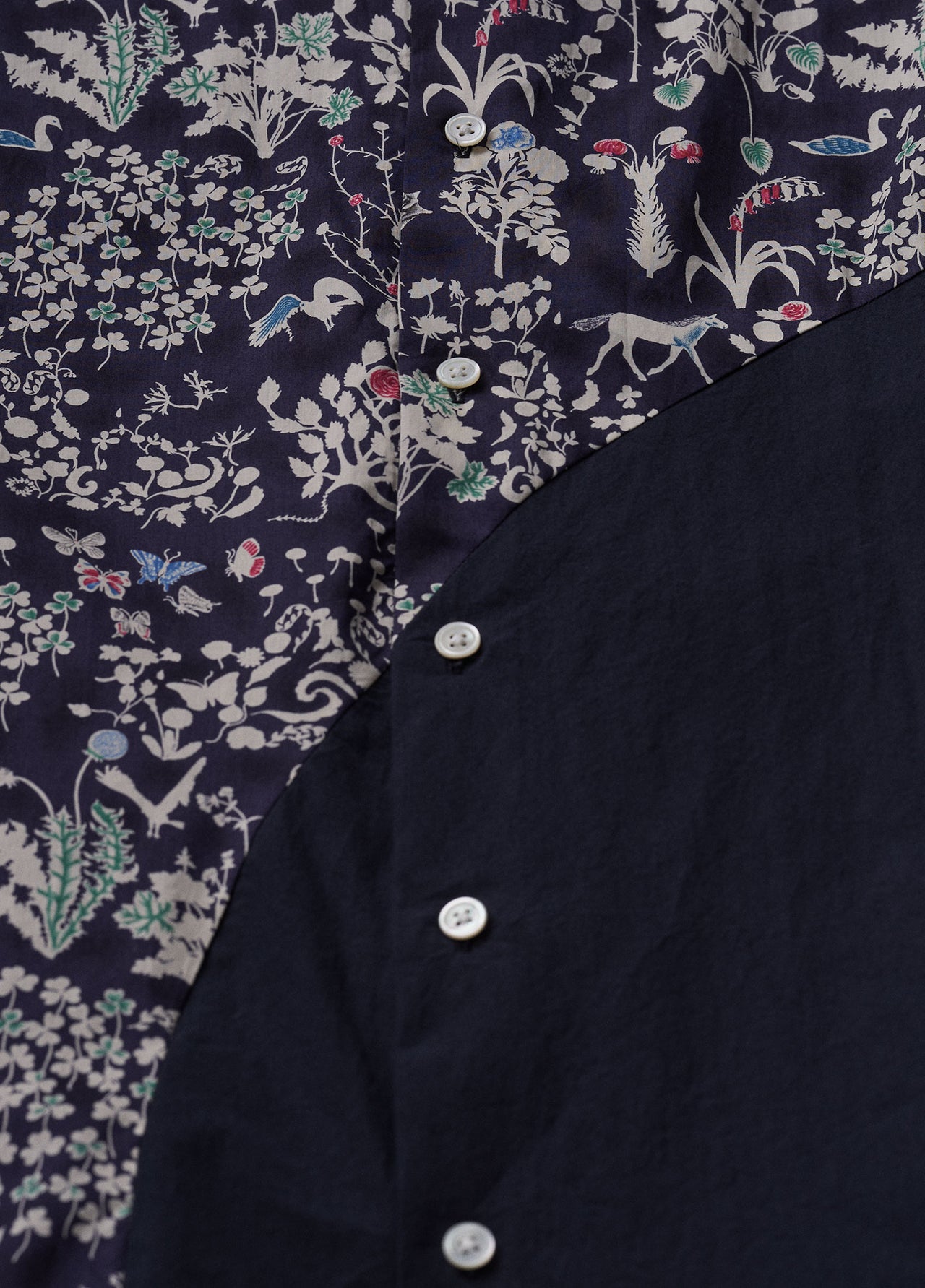 202404_WILDFLOWERS(NAVY)