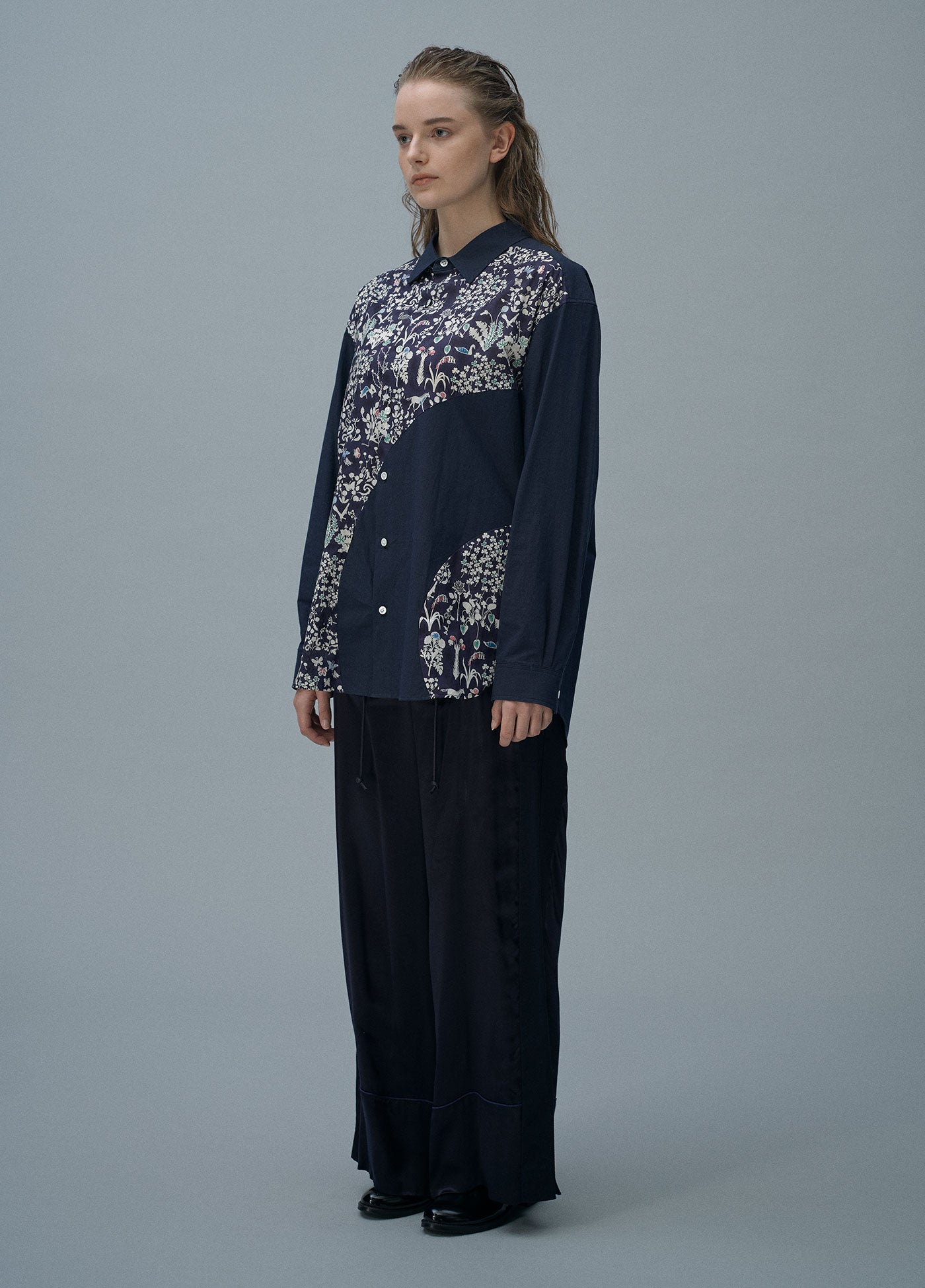 202404_WILDFLOWERS（NAVY）