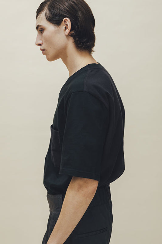 THE WHITE SHIRT