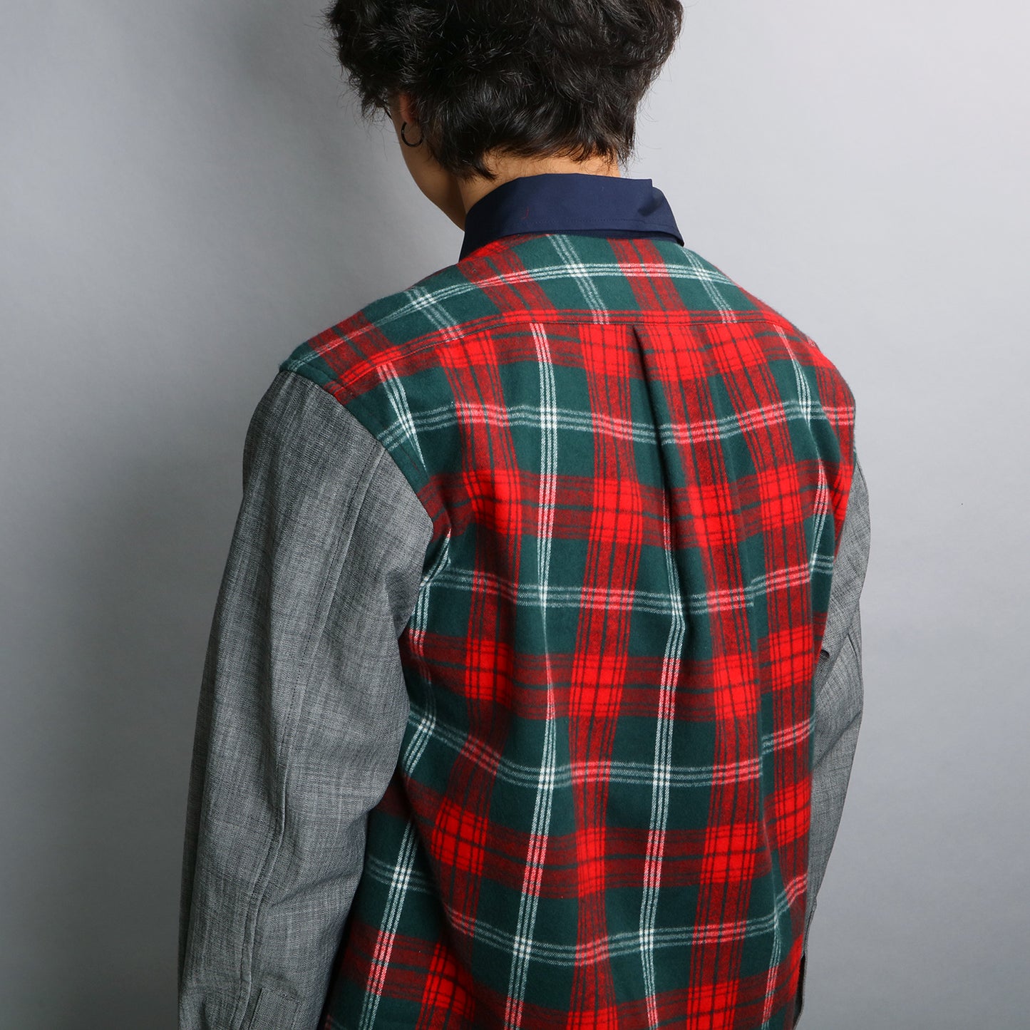 [UNISEX] 202112 GREY NAVY SHIRT（ユニセックスシャツ）