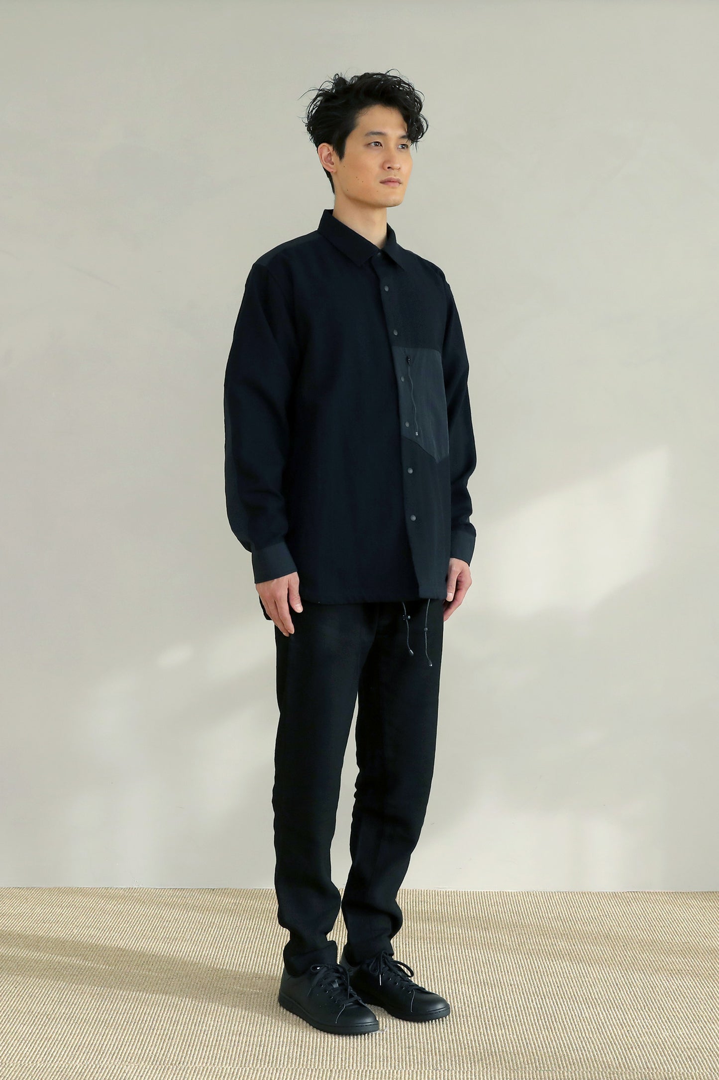 [UNISEX] 202201 BLACK×BLACK（ユニセックスシャツ）